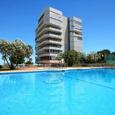 4 Bedroom Beachfront Penthouse Daire *